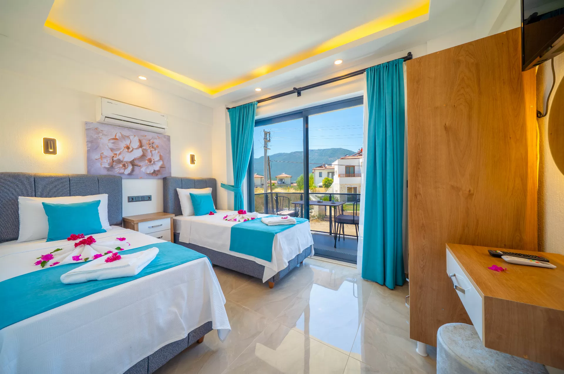 Villa White