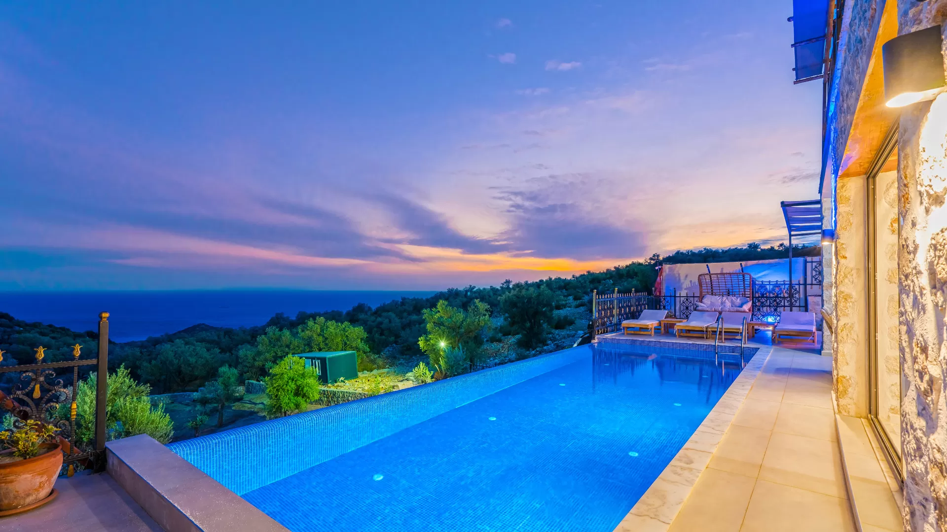 Villa Topur