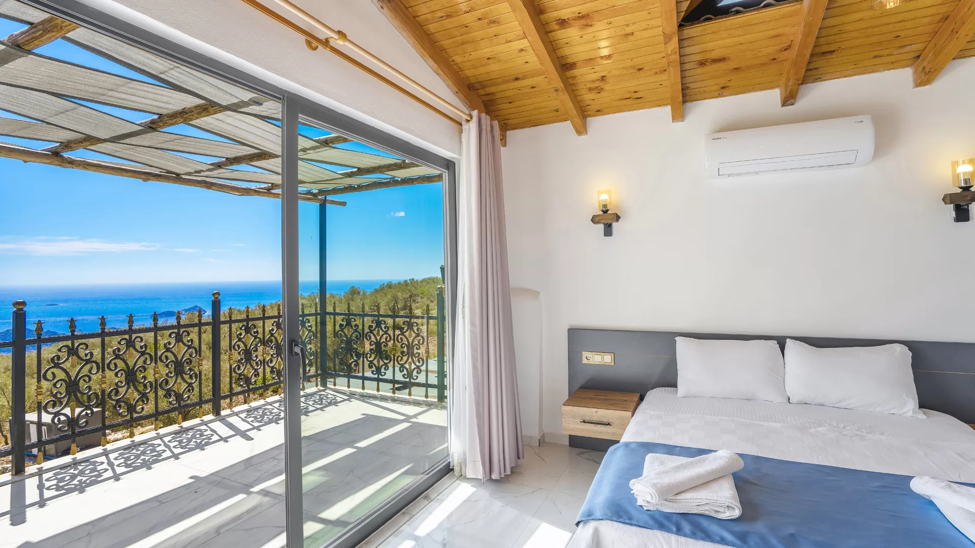 Villa Topur