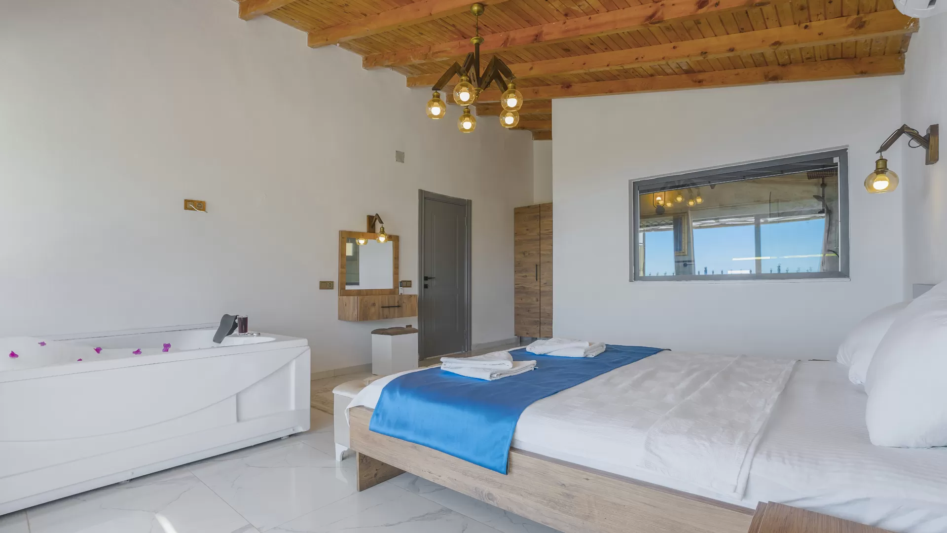 Villa Topur