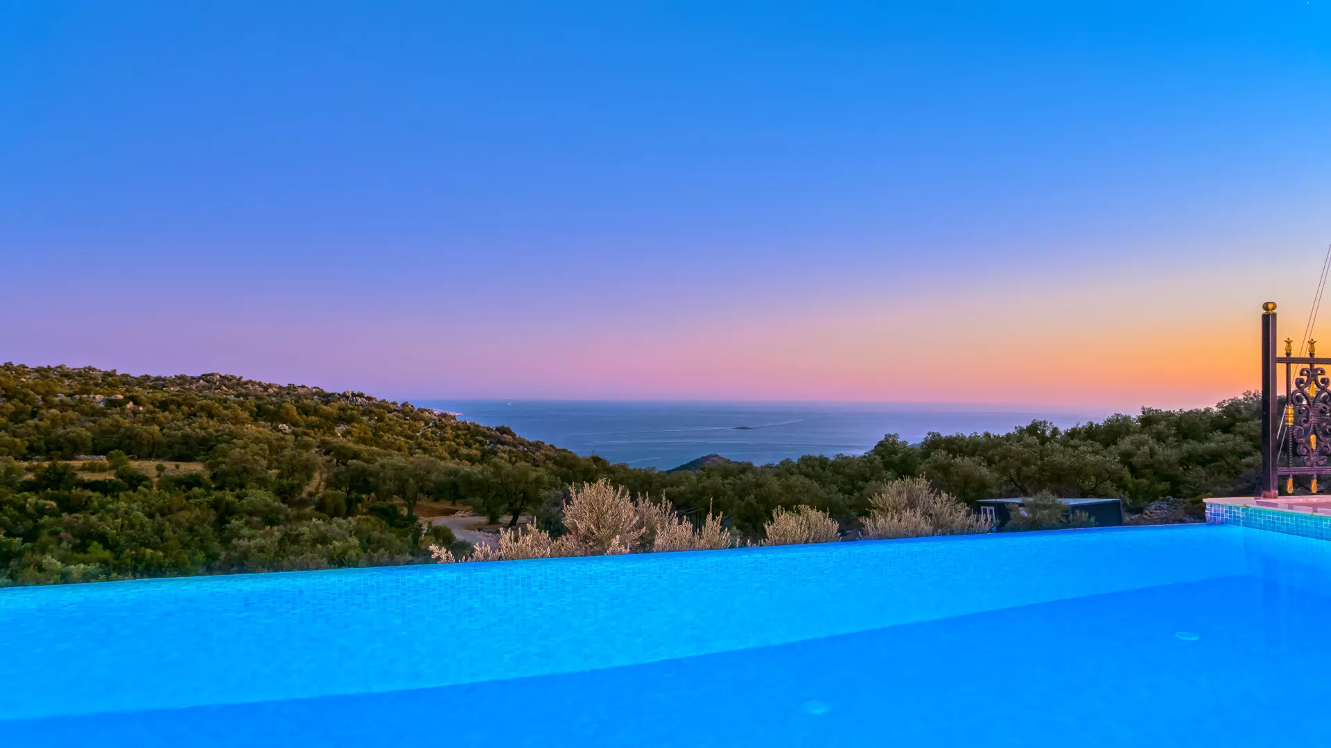 Villa Ant