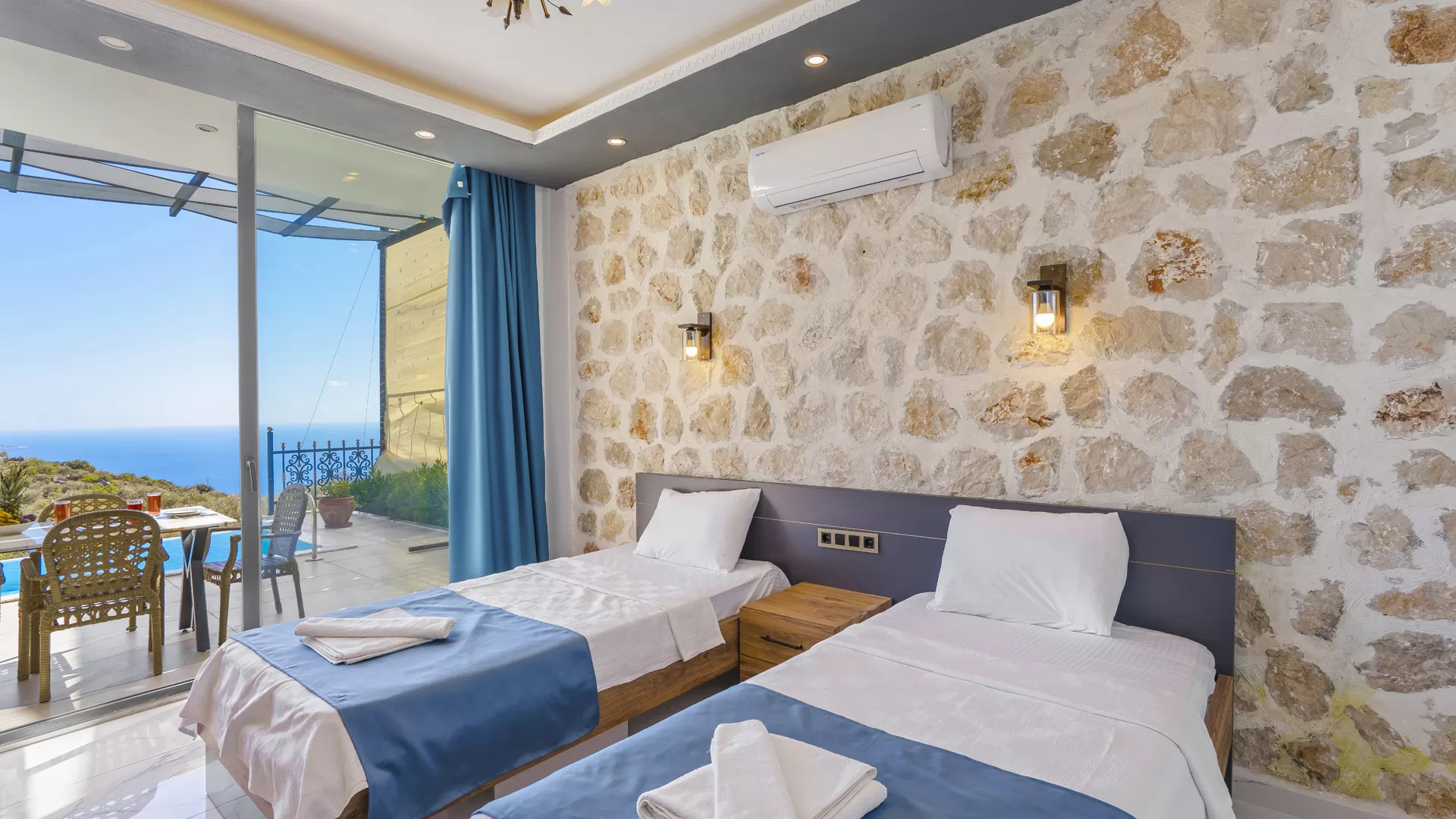 Villa Ant