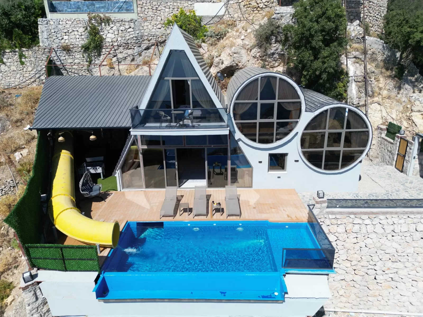 Villa Light