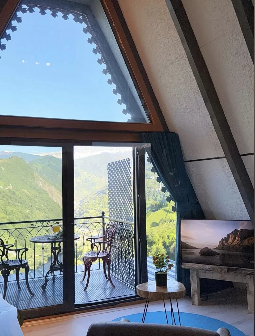 Gema Bungalov